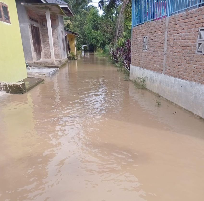 Luapan Sungai Padang Rendam Sejumlah Wilayah di Tebingtinggi