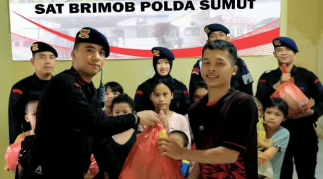 Minggu Kasih, Brimob Polda Sumut Berikan Bantuan dan Semangat kepada Anak Panti Asuhan