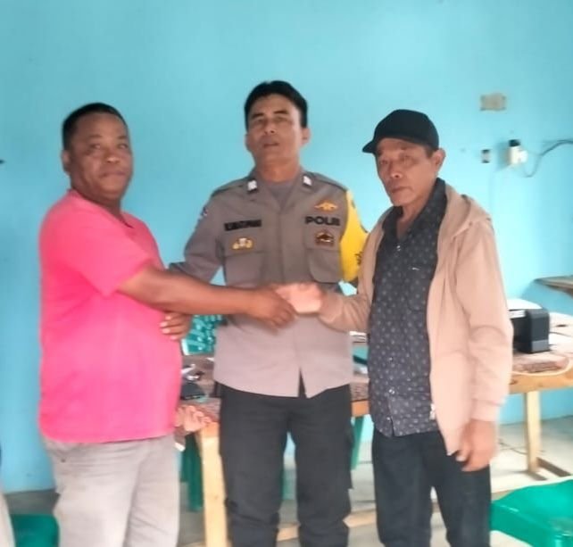 Bhabinkamtibmas Polsek Dolok Pardamean Damaikan Konflik Warga Lewat Problem Solving