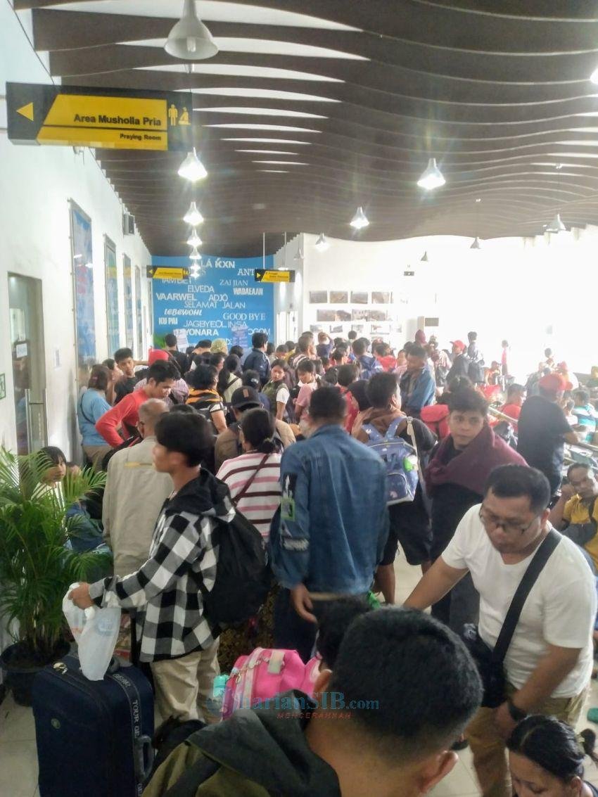 Arus Balik Nataru, Ribuan Penumpang Padati Pelabuhan Belawan