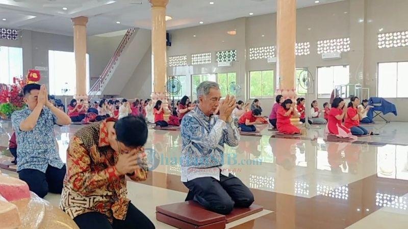 Rayakan Imlek 2576, Umat Buddha Sibolga dan Tapteng Padati Vihara Avalokitesvara