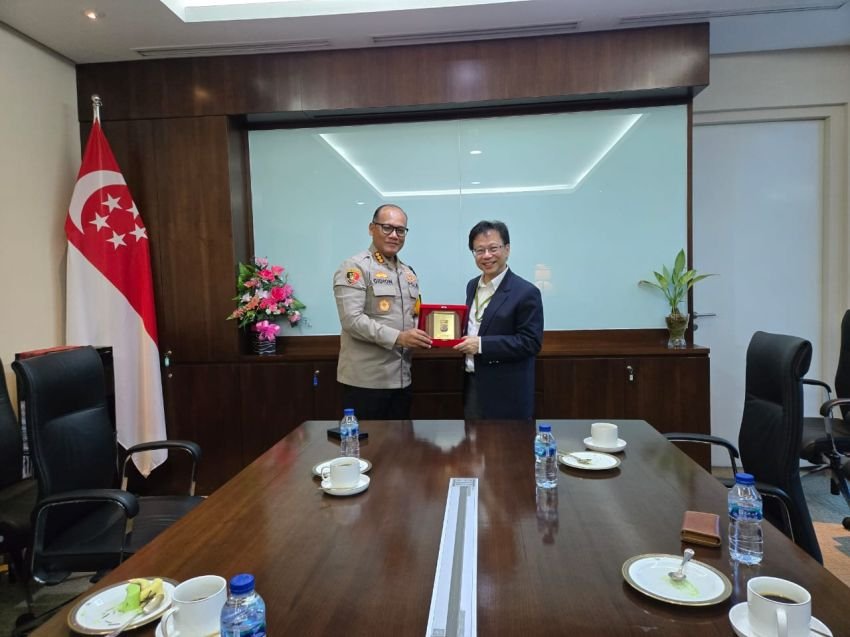 Kapolrestabes Medan Kunker ke Konjen Singapura