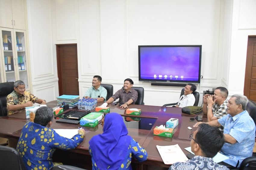 Pj Bupati Deliserdang Buat Sejarah APBD 2024 Tak Defisit, Surplus Rp169 M