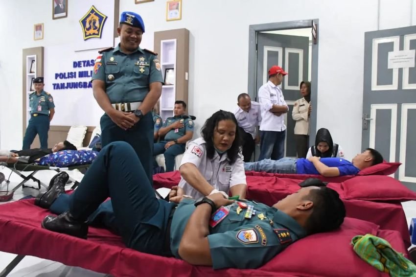 Sambut HUT ke-79, Pomal Lanal TBA Gelar Donor Darah