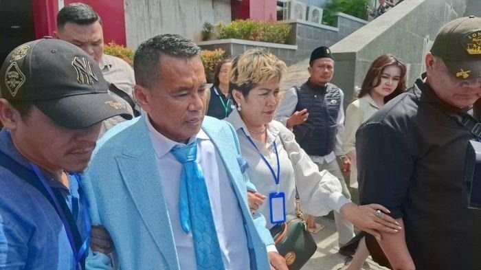 Hotman Paris Sakit Saat Persidangan, Sidang Kasus Razman Ditunda