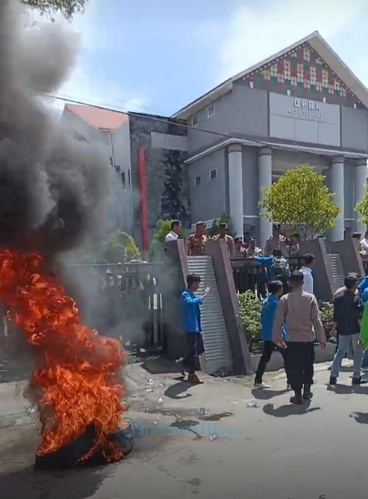 Mahasiswa Bersatu Agara Unjuk Rasa di DPRK, Mereka Menuntuk Kebijakan Efisiensi Dievaluasi