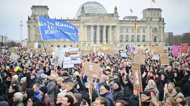 Demo Besar di Jerman, 160.000 Orang Protes 'Perjanjian Iblis'