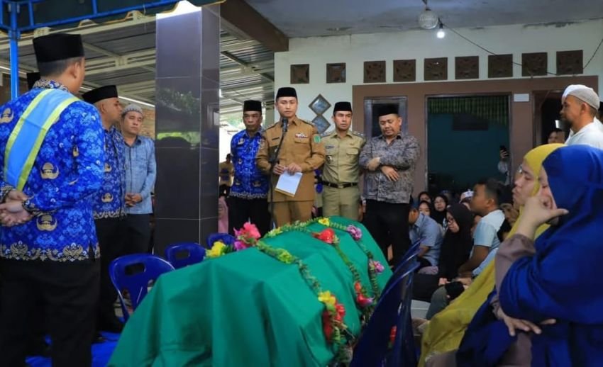 Bupati Labura Jadi Irup Pelepasan Jenazah Kasi Trantib Kantor Camat Kualuh Hulu