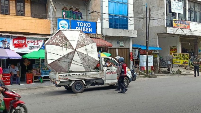 Polda Sumut Terus Intensifkan Sosialisasi dan Penegakan Hukum di Hari ke-6 Operasi Keselamatan Toba 2025