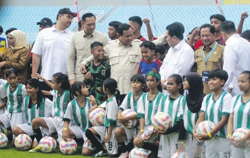 Prabowo Resmikan 17 Stadion Berstandar FIFA: Ini Prestasi Pemerintahan Jokowi