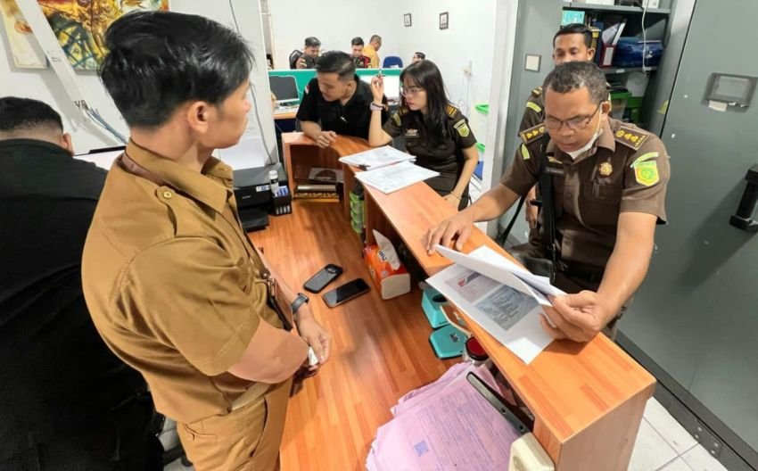 Dugaan Korupsi Anggaran Popprovsu, Kejari Geledah Kantor Disporabudpar Deliserdang