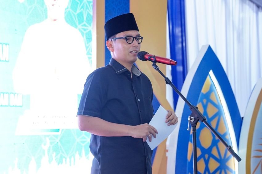 Buka Puasa Bersama dengan Relawan dan Alumni Sekolah, Rico Waas Minta Didoakan Bekerja Baik