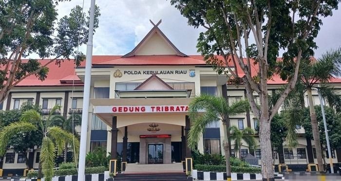 Oknum Polisi dan Istrinya Diciduk atas Dugaan Kasus Narkoba di Tanjungpinang