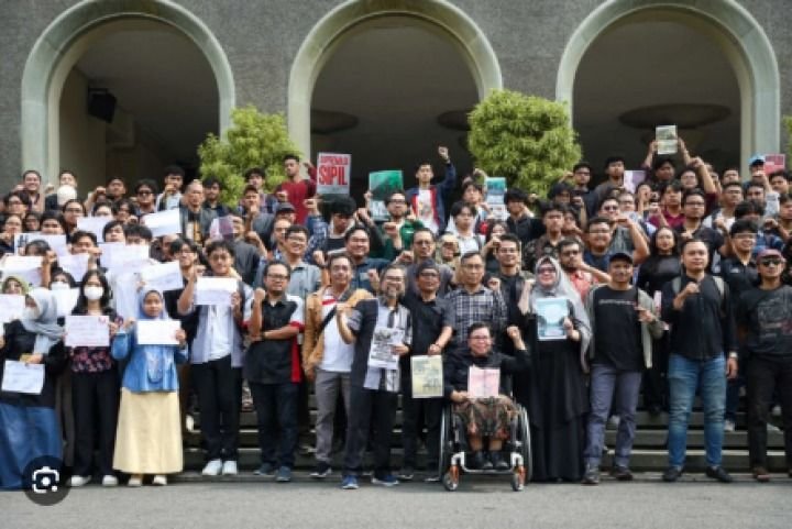 RUU TNI Tuai Penolakan, UGM dan UII Soroti Potensi Otoritarianisme