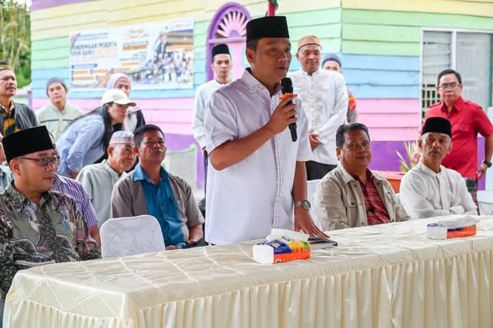 Umat Muslim Desa Sihite II Buka Puasa Bersama Bupati Humbahas di Masjid Barangan Sihite