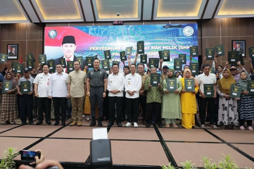 161 Warga Relokasi Pulau Rempang Kini Miliki SHM Resmi