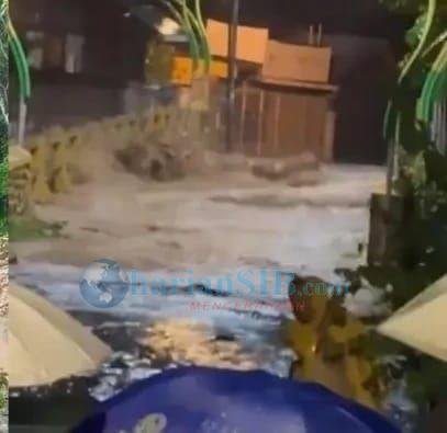 164 Rumah Rusak, 1.054 Jiwa Terpaksa Mengungsi Akibat Banjir dan Longsor di Padangsidimpuan