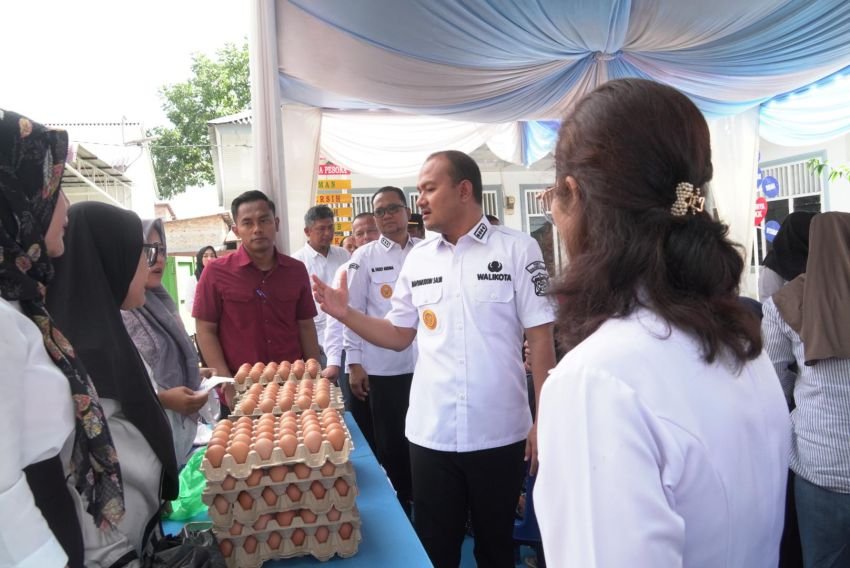 Wali Kota Mahyaruddin Salim Buka Pasar Murah Ramadan di Tanjungbalai