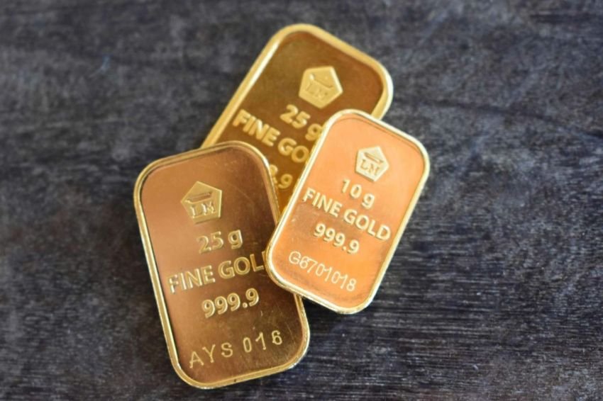 Terus Melejit, Harga Emas Antam di H-1 Lebaran Naik Lagi Hingga Rp15.000
