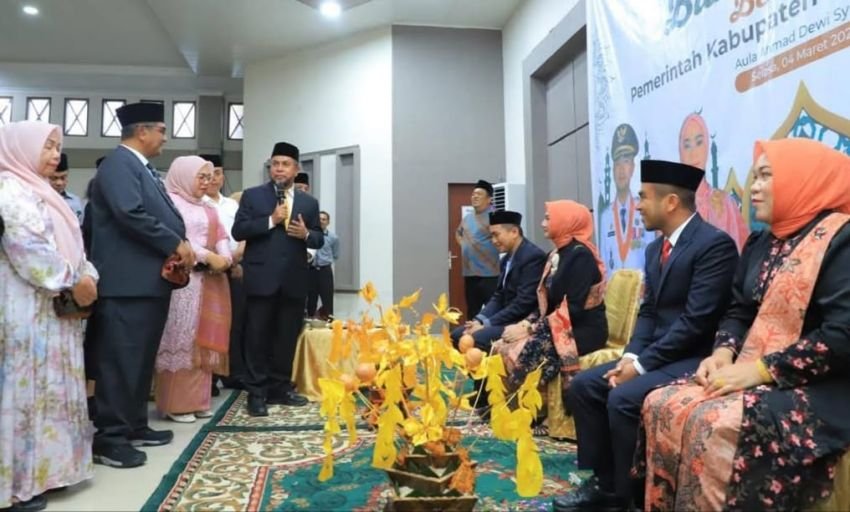 Setelah Retreat, Bupati dan Wabup Labura Diupa-upa