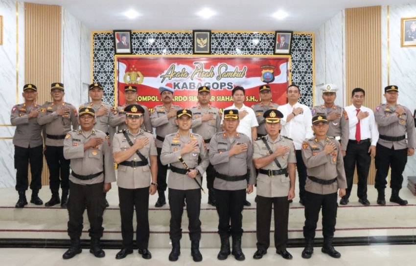 Kapolres Pimpin Upacara Sertijab Kabag Ops Polres Tapanuli Tengah