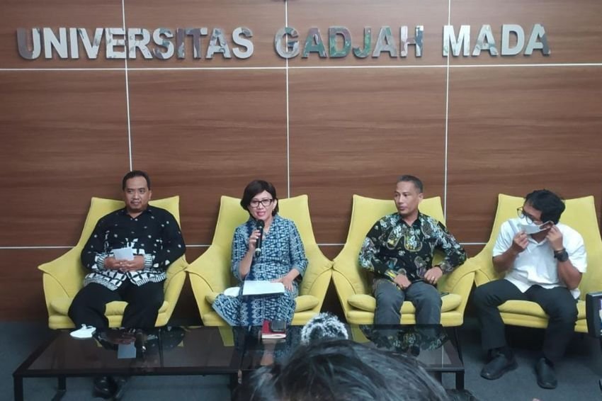 UGM Tegaskan Jokowi Lulus pada November 1985