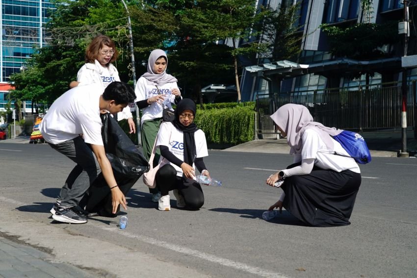 250 Karyawan Telkom Gelar Jalan Santai Sambil Pilah Sampah Plastik, Rangkaian GoZero% Goesto Medan