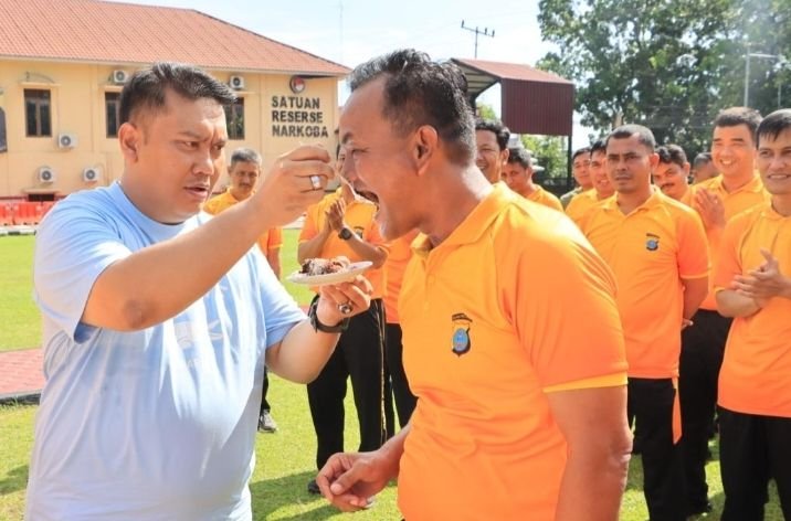 Polres Labuhanbatu Rayakan Ulang Tahun 49 Personel, Perkuat Kebersamaan dan Soliditas