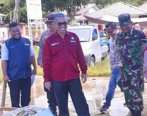 Sekda Tinjau Pasar, Pantau Harga Sembako di Nias
