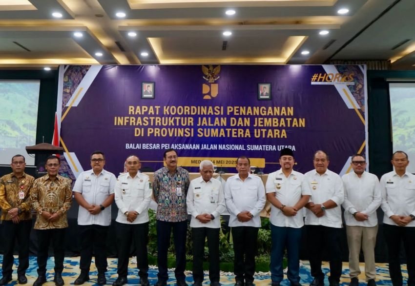 Bupati Tapteng Hadiri Rakor Penanganan Infrastruktur Jalan dan Jembatan