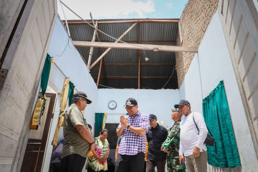 Bupati Asri Kunjungi Korban Puting Beliung di Dua Kecamatan