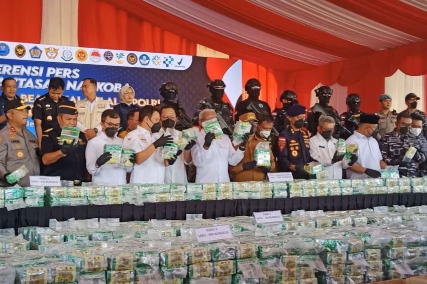 2 Ton Sabu yang Diamankan di Perairan Kepri Dikendalikan DPO Dewi Astuti