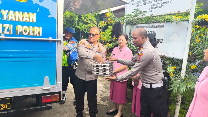 Kapolrestabes Medan Resmikan SPPG YKB Polrestabes Medan