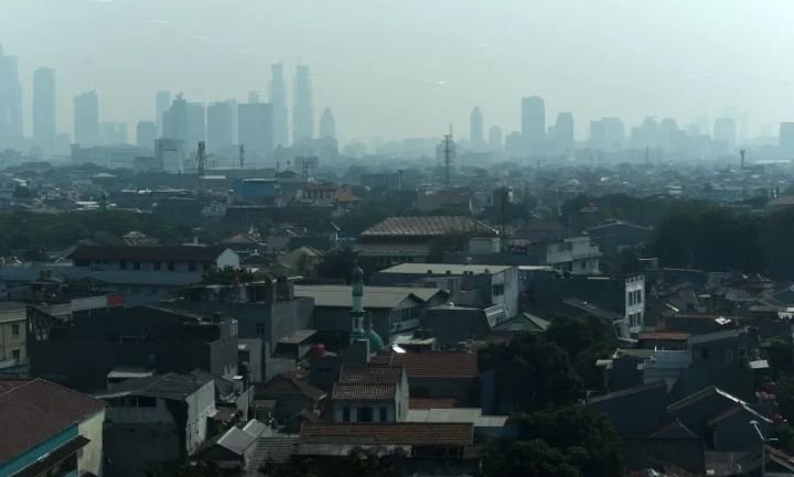 Kualitas Udara Jakarta Pagi Ini Terburuk Ketiga di Dunia