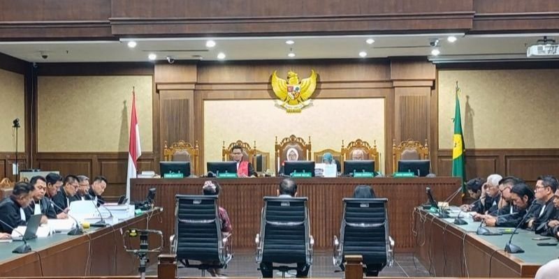 Hakim Tolak Tuntutan Pencabutan Izin Profesi Pengacara Ronald Tannur