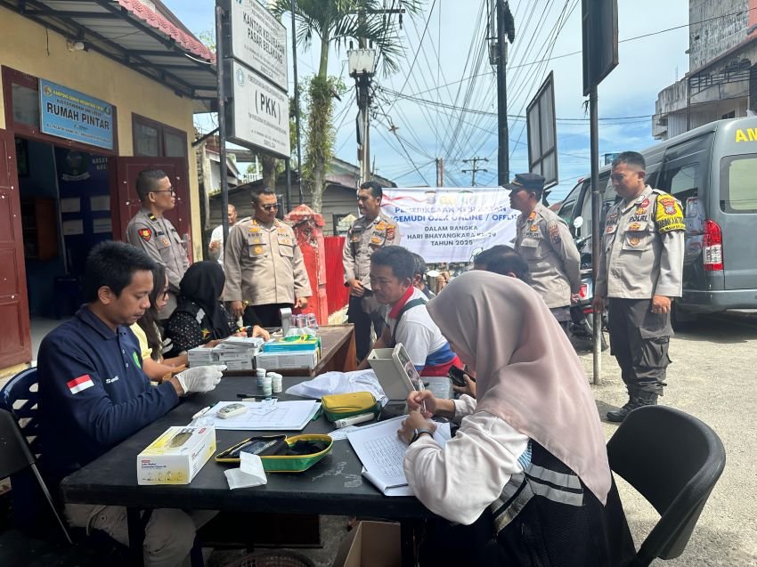 Sambut HUT Ke 79 Bhayangkara, Polres Sibolga Gelar Pemeriksaan Kesehatan Gratis