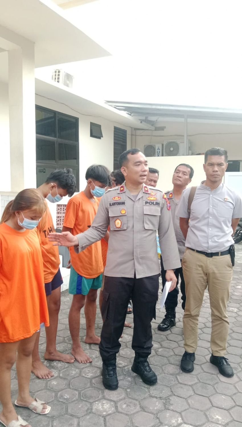 Polsek Medan Baru Ringkus 5 Remaja Perampok, Dua Perempuan