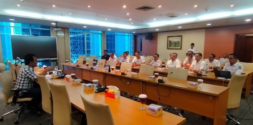 Timbul Jaya Sibarani Desak DLH Sumut Tindak Tegas Perkebunan Sawit Tak Miliki Izin Pengelolaan Limbah