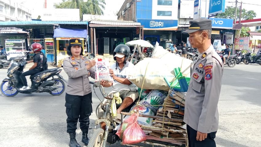Polsek Siantar Utara Berbagi Bansos ke Masyarakat Sambut HUT ke-79 Hari Bhayangkara