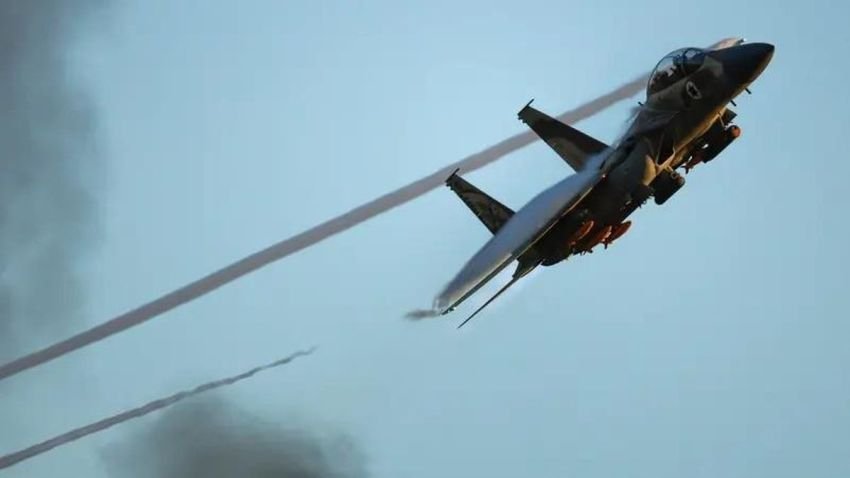 Israel Klaim Hancurkan 8 Helikopter Tempur Iran dalam 24 Jam