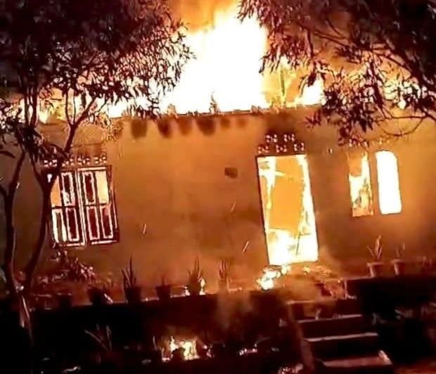 Ditinggal Pergi, Rumah di Jalan Sudirman Sibolga Terbakar