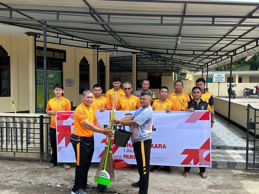 Polres Sibolga Baksos di Rumah Ibadah Sambut HUT ke-79 Bhayangkara