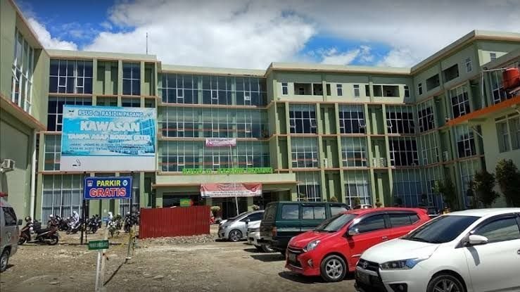 RSUD Padang Tolak Pasien Masuk IGD, Direktur Dinonaktifkan