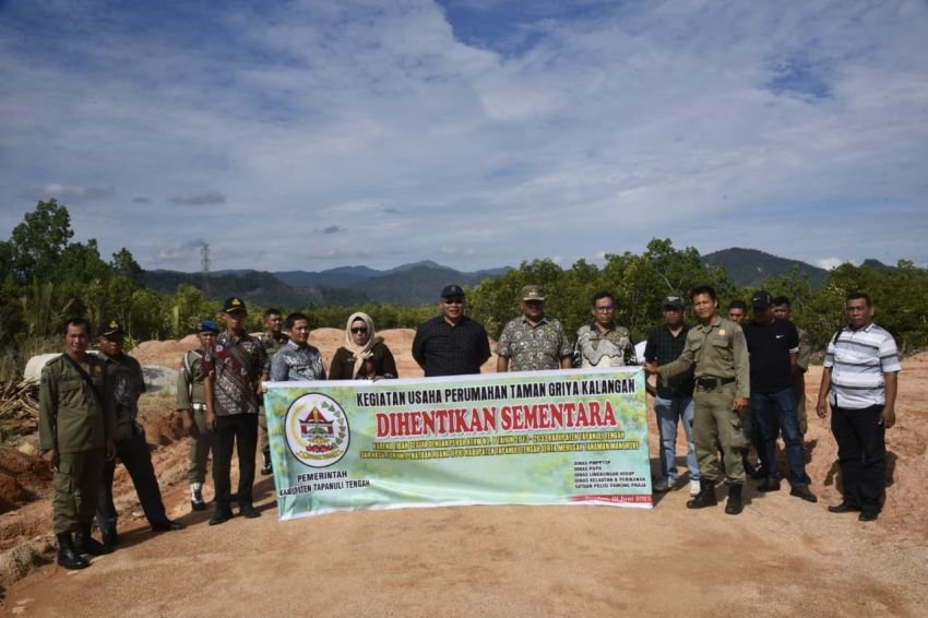 Pemkab Tapteng Berhentikan Sementara Proyek Pembangunan Perumahan Taman Griya Kalangan