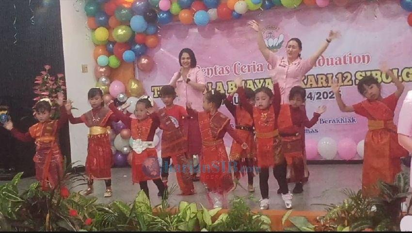 Pelepasan dan Wisuda TK Kemala Bhayangkari 12 Sibolga Meriah