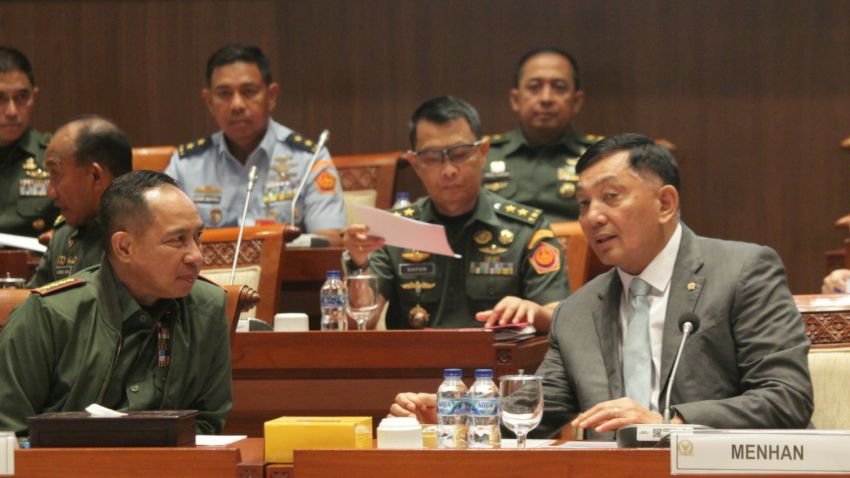 Menhan & Panglima TNI Usul Tambahan Anggaran Rp184 T di Rapat Tertutup DPR