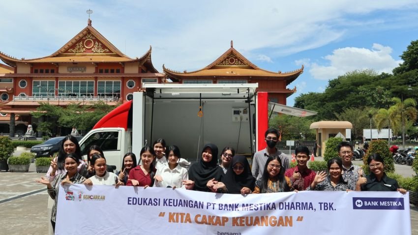 Bank Mestika dan OJK Edukasi Keuangan Guru Sekolah Maitreyawira