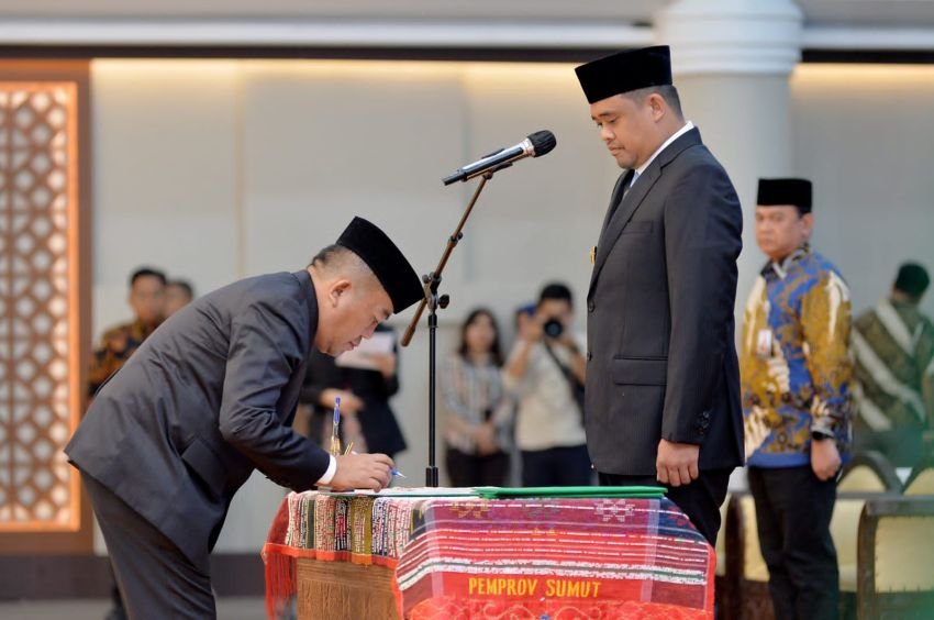 Lantik 60 Pejabat Administrator dan Pengawas, Gubernur Sumut Bobby Nasution Minta Empat Hal Ini