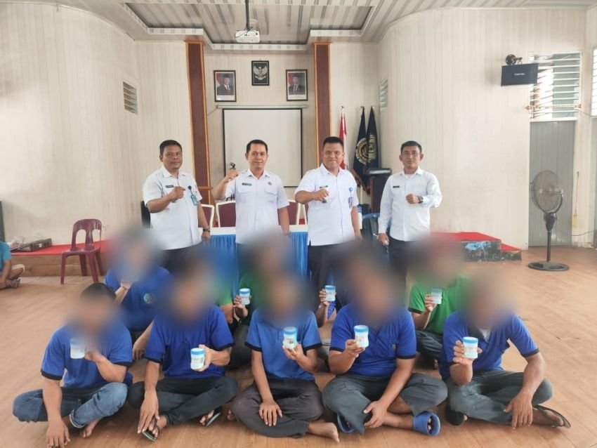 Lapas Sibolga Geledah Hunian dan Tes Urine Warga Binaan