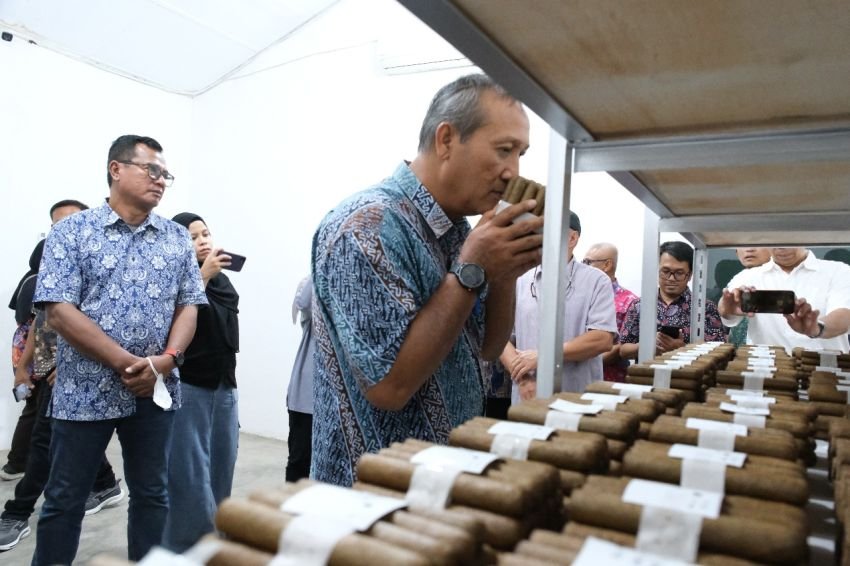 Pabrik Cerutu Tembakau Deli Diresmikan di Deliserdang